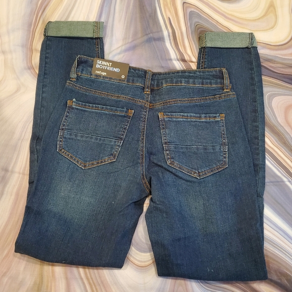 Refuge Skinny Boyfriend Jeans - Picture 5 of 5